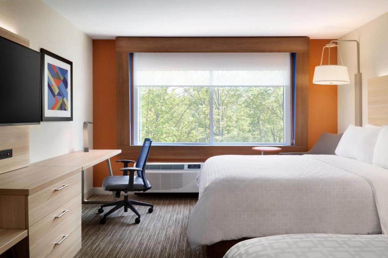 Holiday Inn Express & Suites - Lindale By Ihg Bagian luar foto
